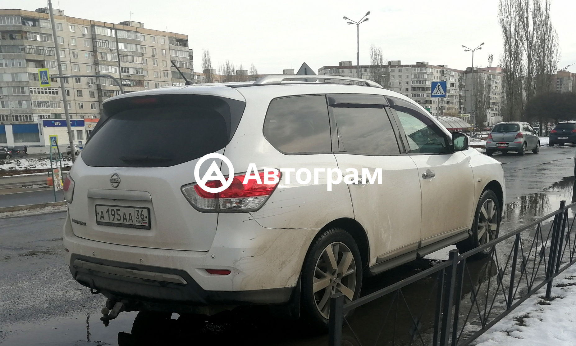 Информация об авто Nissan Pathfinder с гос. номеру А195АА36