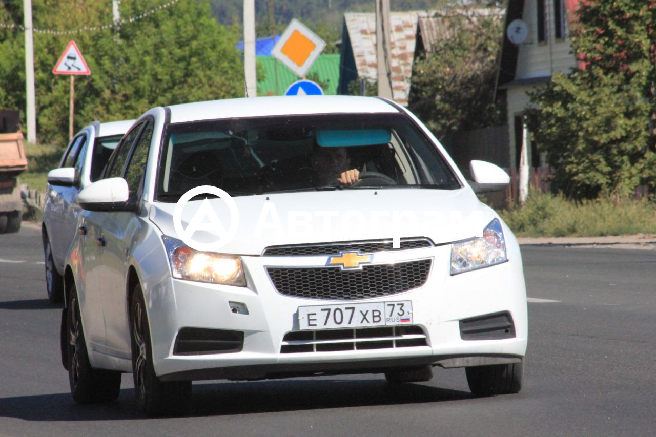 Информация об авто Chevrolet Cruze с гос. номеру Е707ХВ73