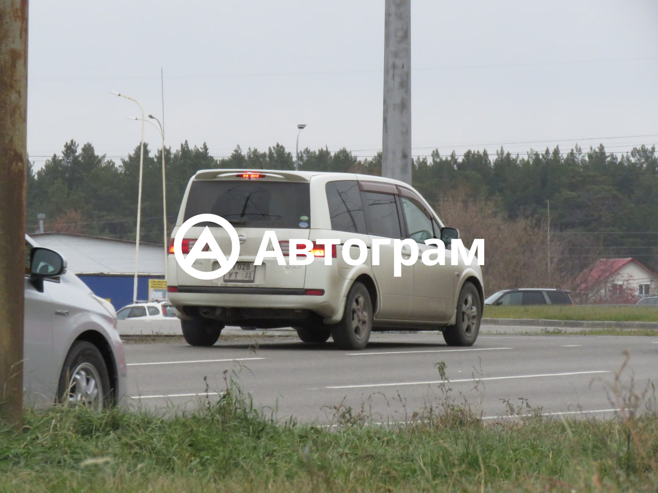 Информация об авто Nissan Serena с гос. номеру М028УТ22