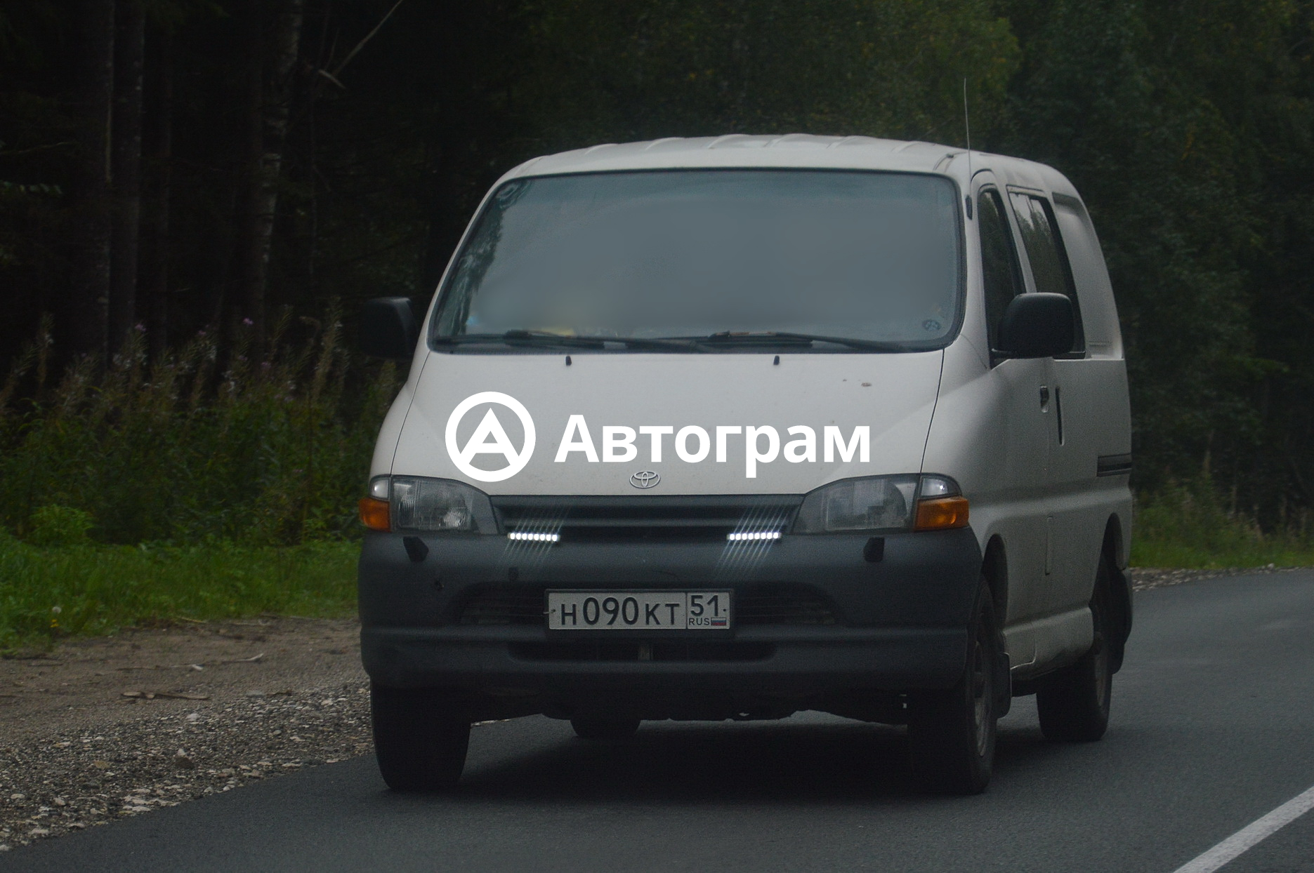 Информация об авто Toyota HiAce с гос. номеру Н090КТ51