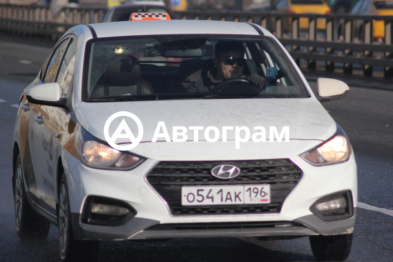 Информация об авто Hyundai Solaris с гос. номеру О541АК196