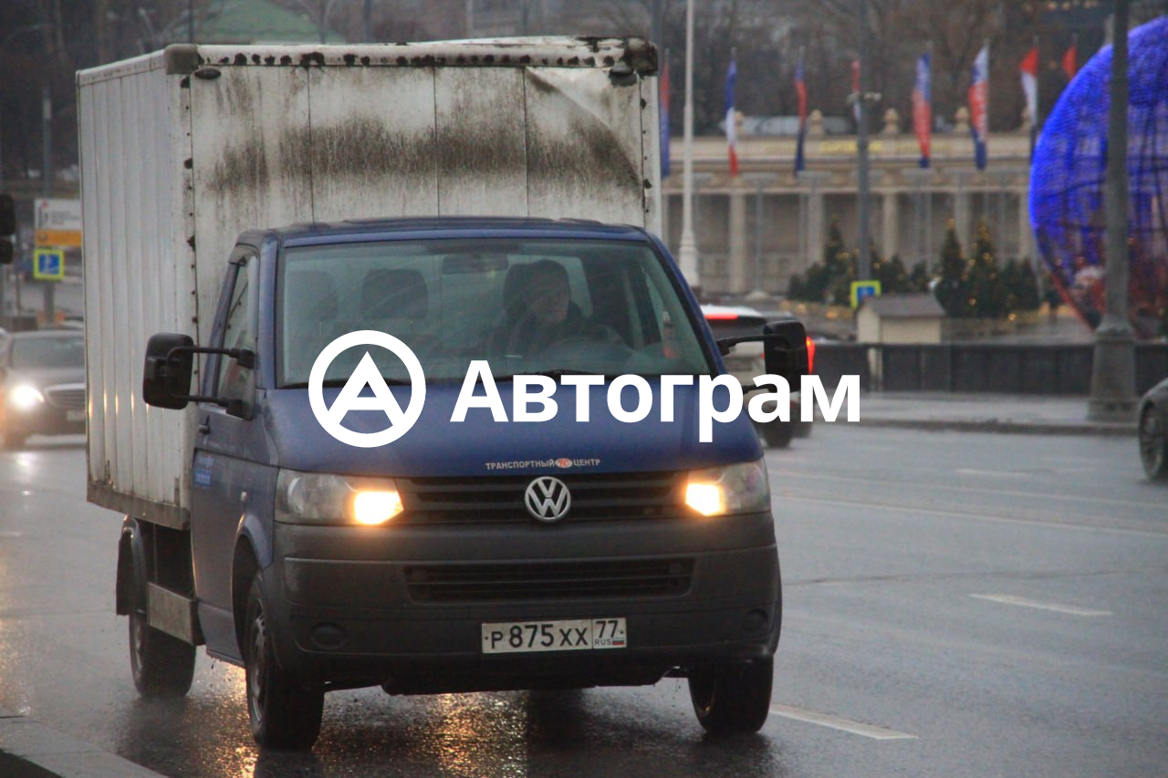 Информация об авто Volkswagen Caravelle с гос. номеру Р875ХХ77