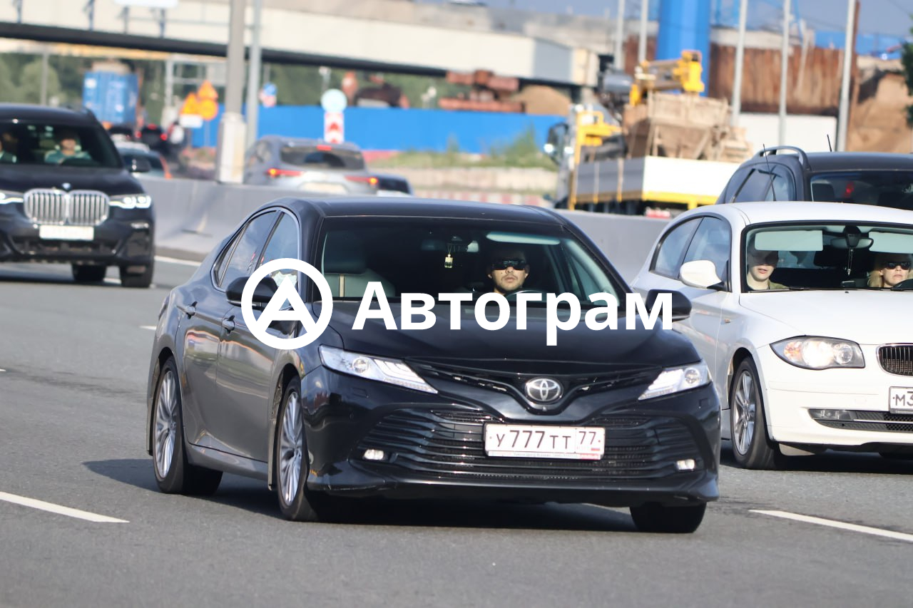 Информация об авто Toyota Camry с гос. номеру У777ТТ77